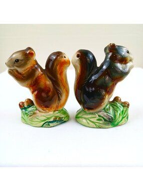 Vintage Japan Ceramic Squirrel Salt & Pepper Shakers Hand-Painted Woodland Scene
